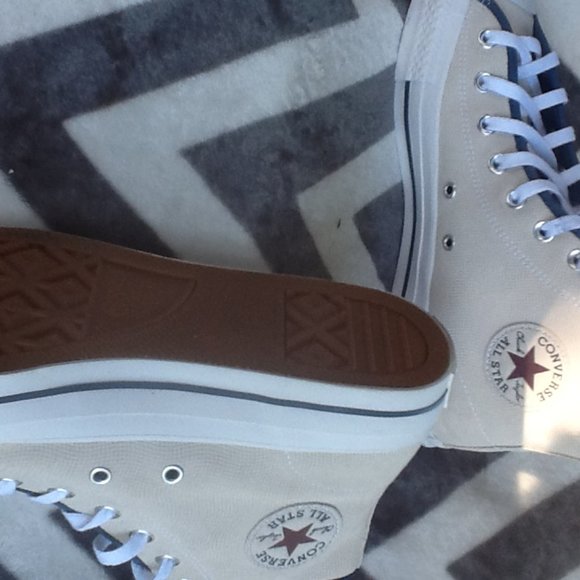 Classic Chuck Taylor Hi PRO CONS EUC - Picture 8 of 13